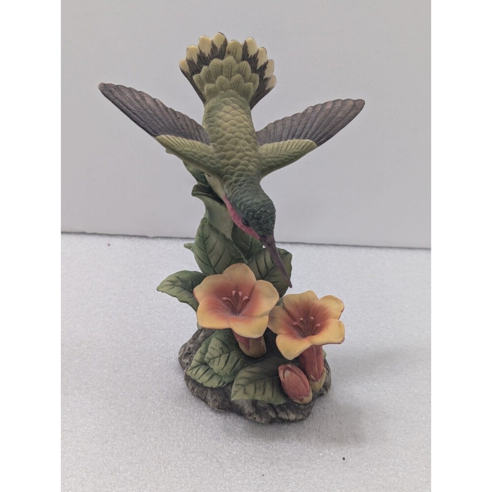Ruby Throated Hummingbird By John James Audubon 1982 Porcelain Figurine
